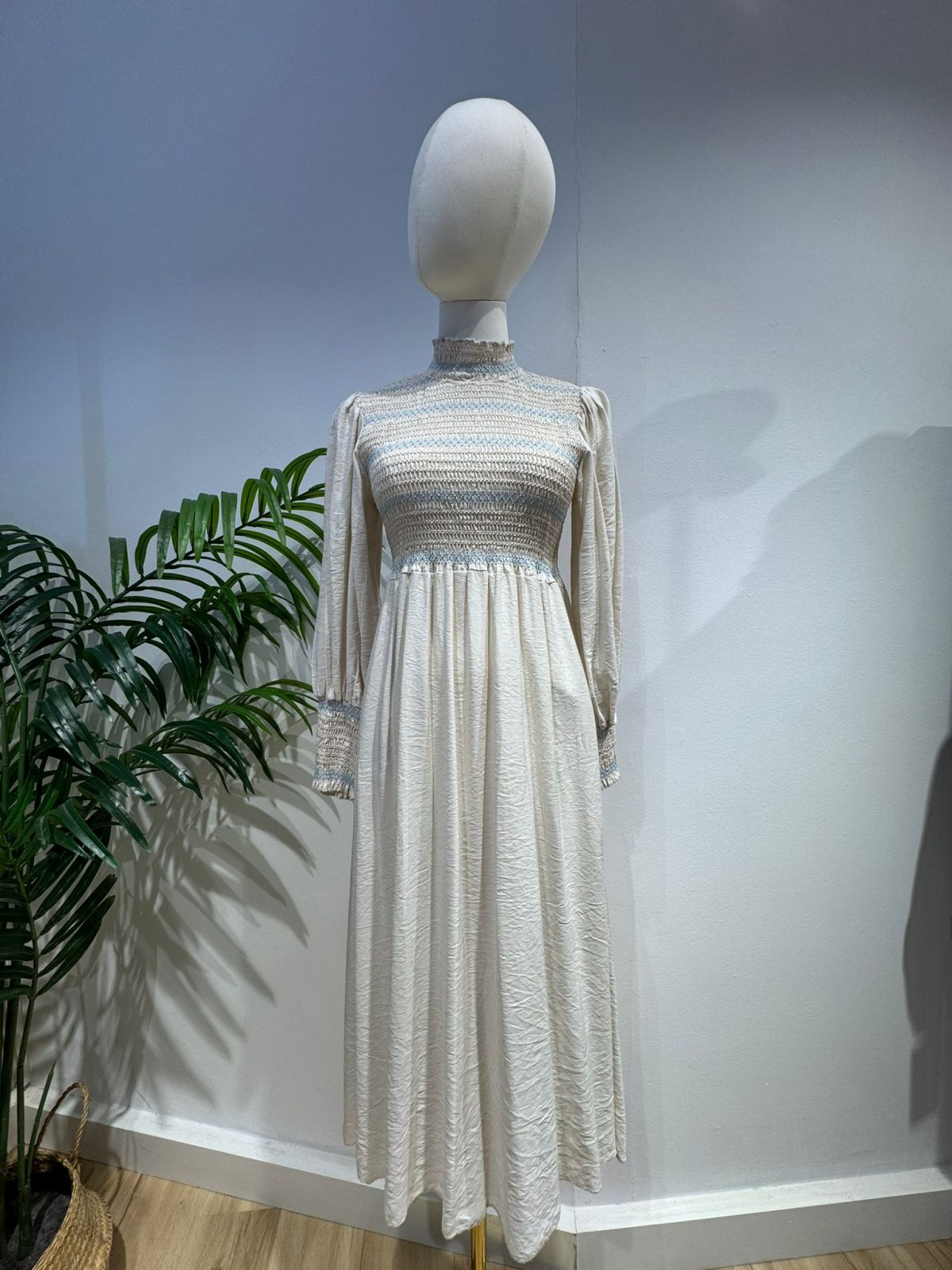 Vestido nido abeja beige