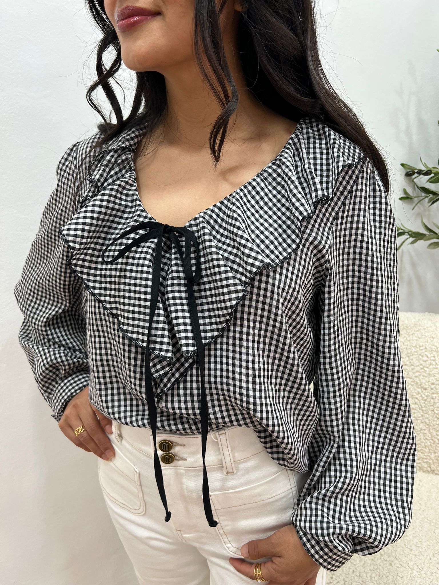 Blusa Vichy negra y blanca